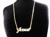 Gargantilha folheada a ouro 18K com a palavra Jesus
